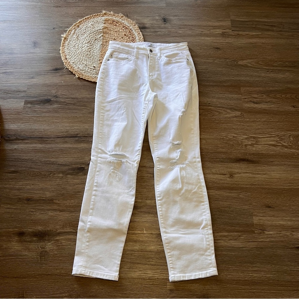 JUDY BLUE Boyfriend Fit Distressed White Denim Womens Jeans